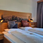 Otel Dahoam By Miha 3*